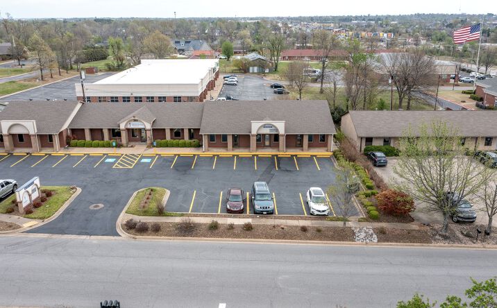 Pictures of Office property located at 199 North 34th Street, Rogers, AR 72756 for lease - image #1