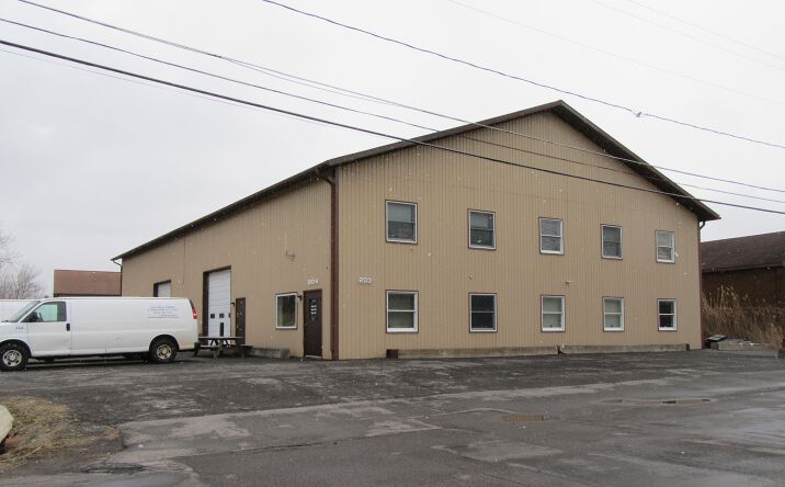 Pictures of Industrial property located at 203 Bagg St, East Syracuse, NY 13057 for lease - image #1