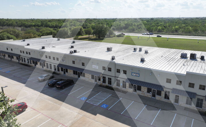 Pictures of Industrial property located at 1810 First Oaks St, Richmond, TX 77406 for lease - image #1