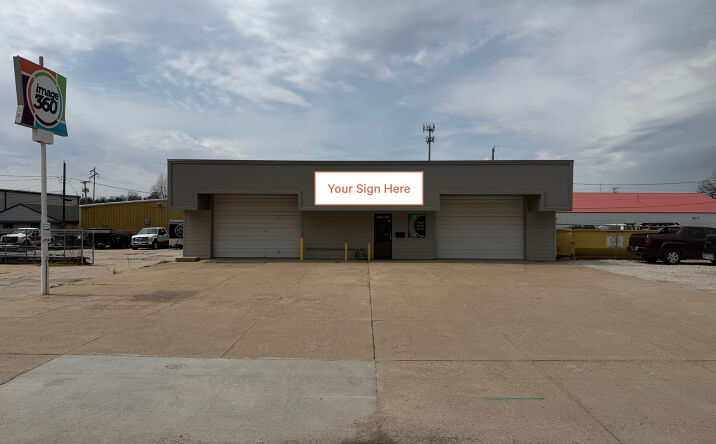 Pictures of Industrial property located at 2020 N 83rd St, Omaha, NE 68134 for lease - image #1