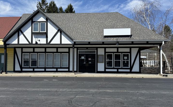 Pictures of Retail, Office, Restaurant property located at 2113 NY-7, Troy, NY 12180 for lease - image #1