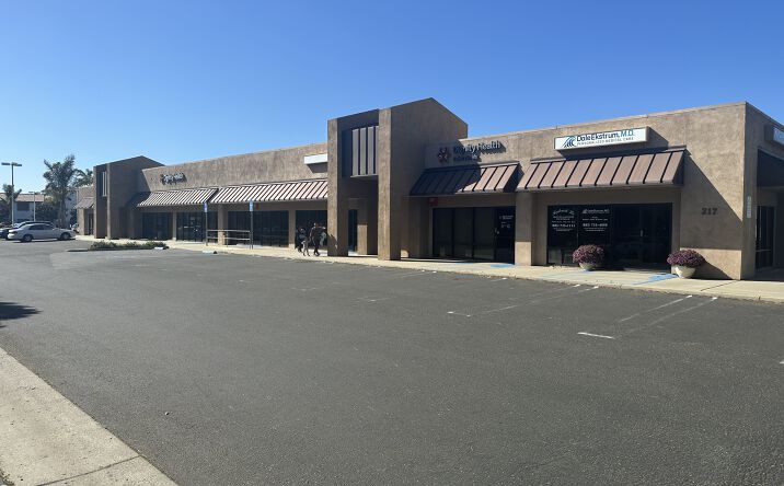 Pictures of Office property located at 217 W Central Ave, Lompoc, CA 93436 for lease - image #1