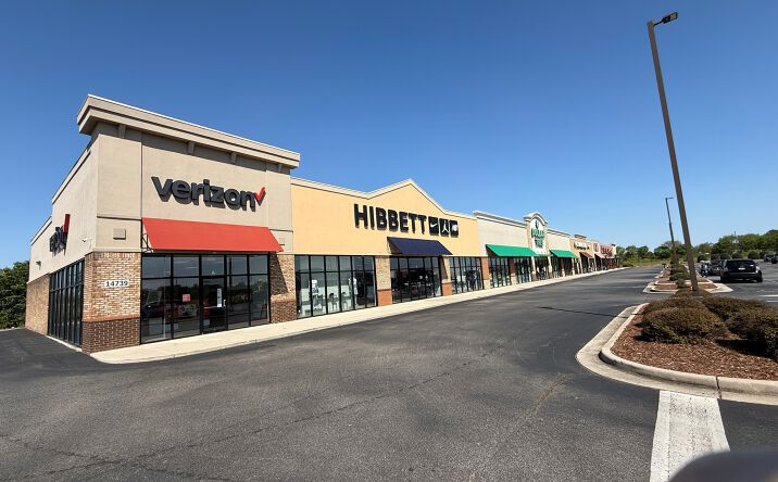 Pictures of Retail property located at 14739 US-231, Hazel Green, AL 35750 for lease - image #1