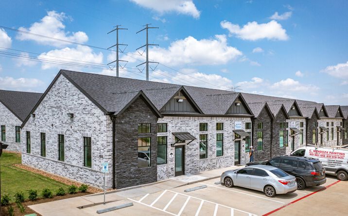 Pictures of Office property located at 2035 N Mason Rd, Katy, TX 77449 for lease - image #1