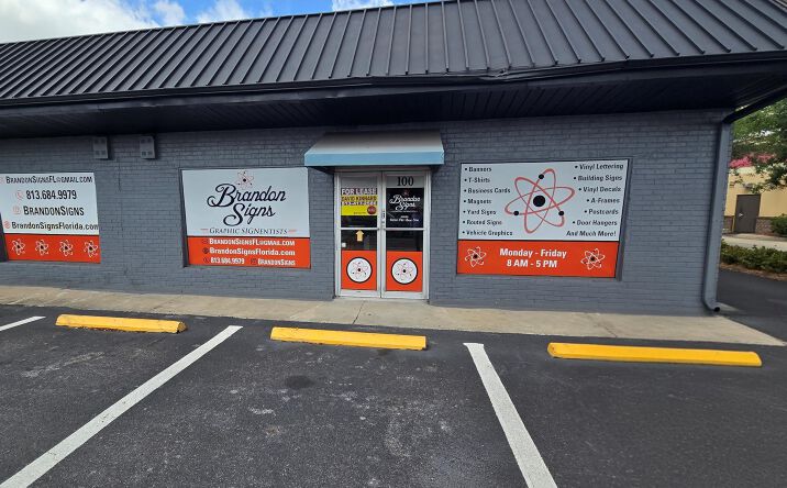 Pictures of Retail property located at 106 S Parsons Ave, Brandon, FL 33511 for lease - image #1