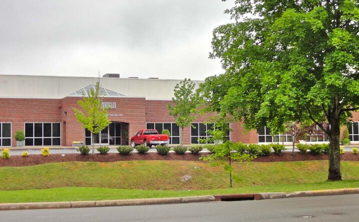 Pictures of Industrial property located at 411 Great Circle Rd, Nashville, TN 37228 for lease - image #1