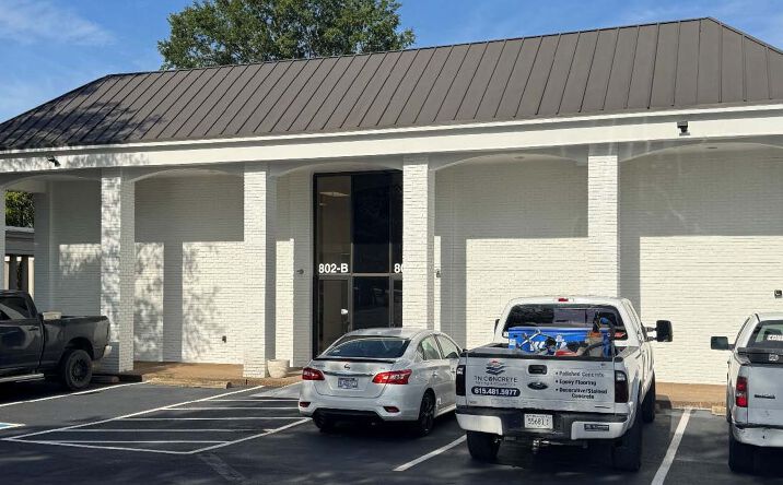 Pictures of Industrial property located at 802 S. Church Street, Murfreesboro, TN 37130 for lease - image #1