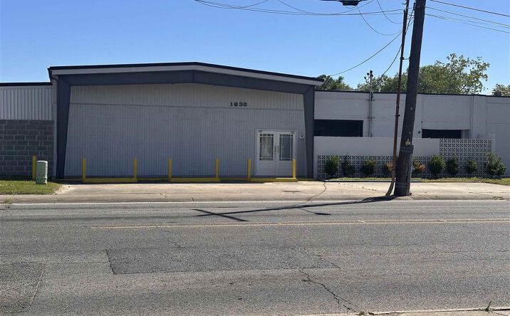 Pictures of Office property located at 1638 Broad Street 121 #121, 122, Lake Charles, LA 70601 for lease - image #1