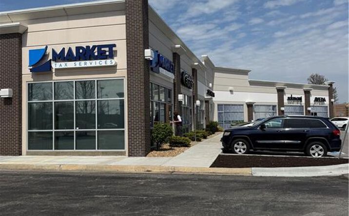 Pictures of Office property located at 18920 E Valley View, Independence, MO 64055 for lease - image #1