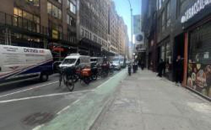 Pictures of Industrial property located at 209 W 38th Street, New York, NY 10018 for lease - image #1