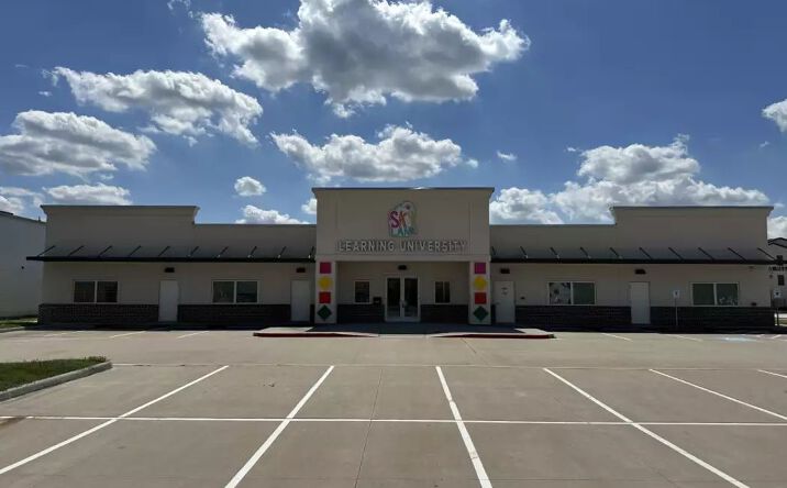 Pictures of Retail property located at 15221 Spencer Rd, Houston, TX 77095 for lease - image #1