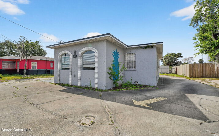 Pictures of Retail property located at 519 Garden Street, Titusville, FL 32796 for lease - image #1