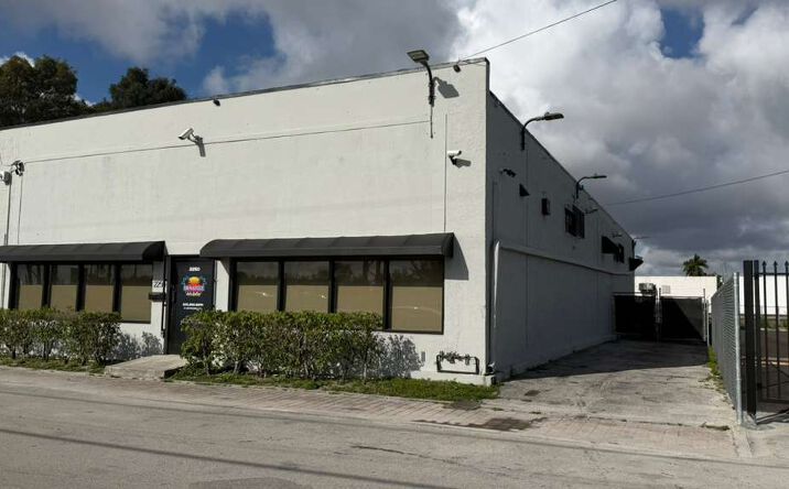 Pictures of Industrial, Special Purpose property located at 2250 Southwest 30th Avenue, Hallandale Beach, FL 33009 for lease - image #1