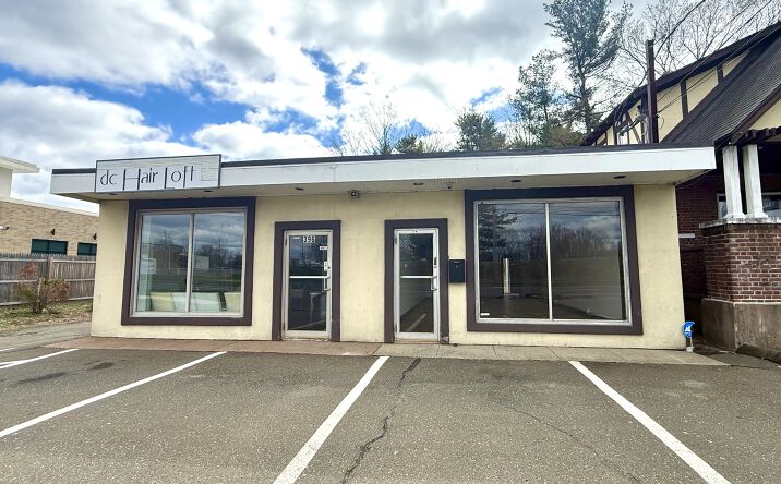 Pictures of Retail, Office property located at 394 Washington Ave, North Haven, CT 06473 for lease - image #1