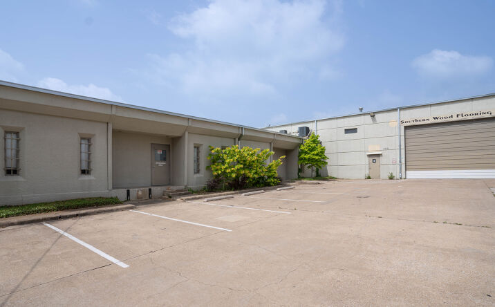Pictures of Industrial property located at 7071 Twin Hills Ave, Dallas, TX 75231 for lease - image #1