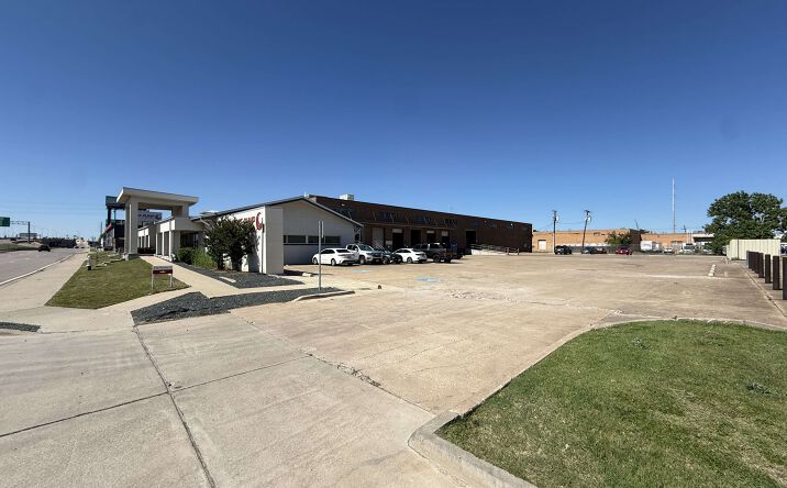 Pictures of Industrial property located at 9010 John W. Carpenter Fwy, Dallas, TX 75247 for lease - image #1