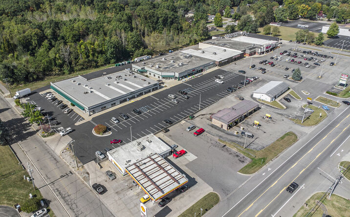 Pictures of Retail property located at 1583 Capital Ave NE, Unit I, Battle Creek, MI 49017 for lease - image #1