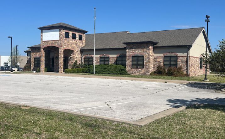 Pictures of Office property located at 3017 W Main St, Jenks, OK 74037 for lease - image #1