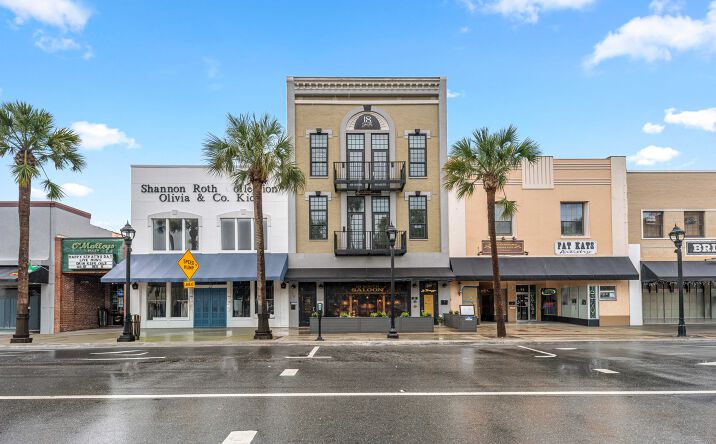 Pictures of Office property located at 18 S Magnolia Ave, Ocala, FL 34471 for lease - image #1