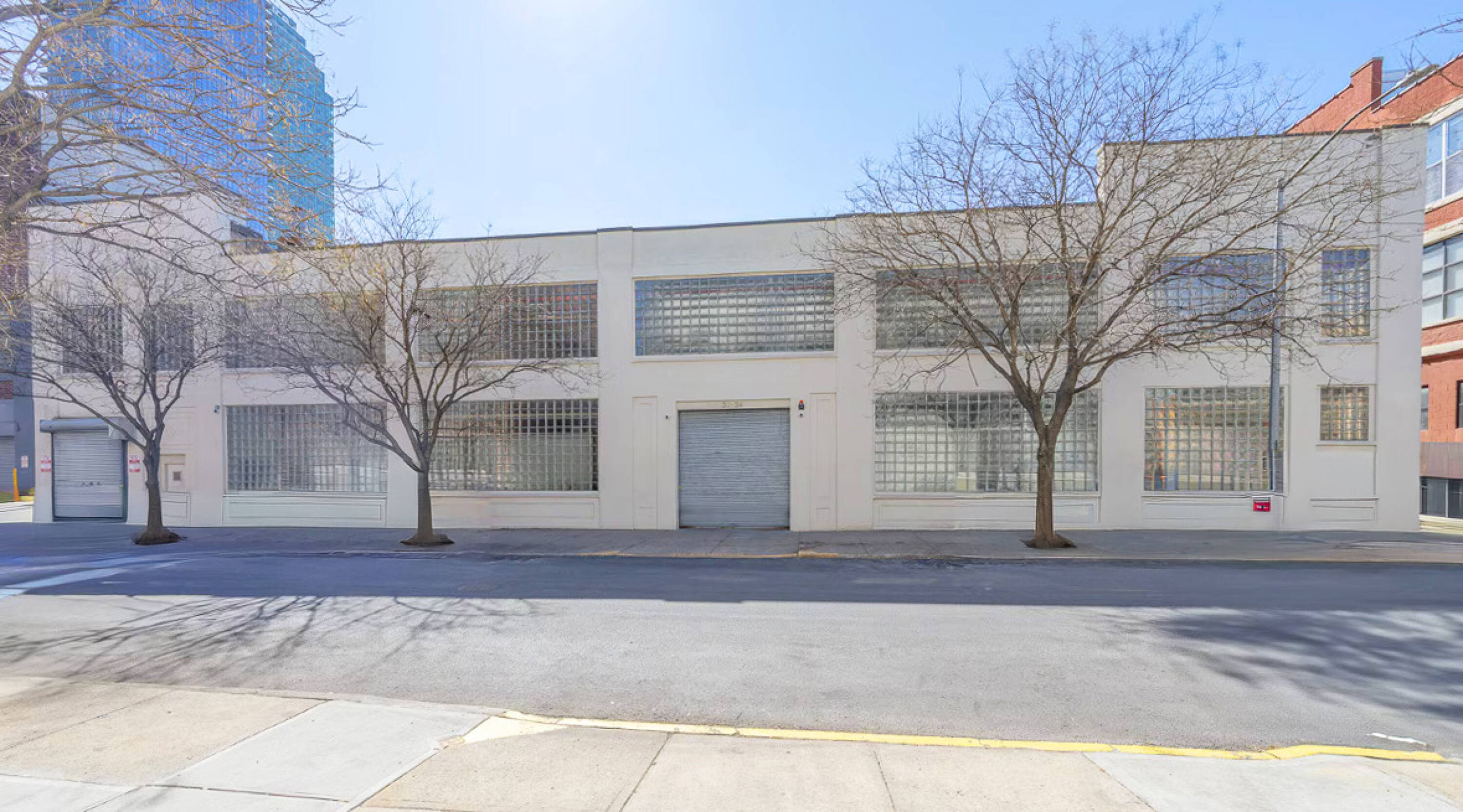 21-24 44Th Ave, Long Island City, NY 11101