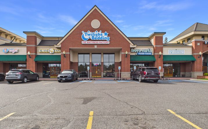 Pictures of Retail property located at 12519 N Division St, Spokane, WA 99218 for lease - image #1