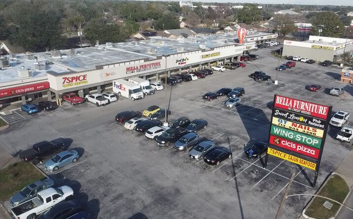 Pictures of Retail property located at 3421 Spencer Hwy, Pasadena, TX 77504 for lease - image #1