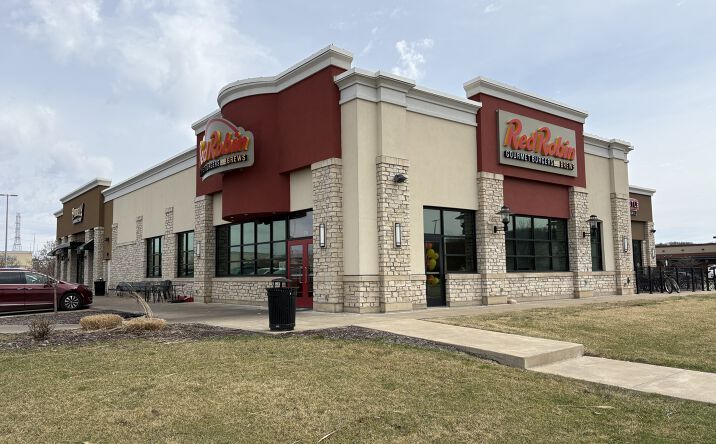 Pictures of Retail, Restaurant property located at 314 West Washington Street, East Peoria, IL 61611 for lease - image #1
