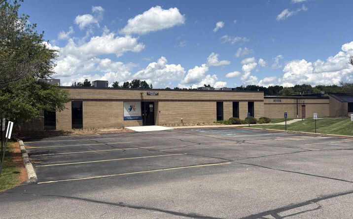 Pictures of Office property located at 100 N Staebler Rd, Ann Arbor, MI 48103 for lease - image #1