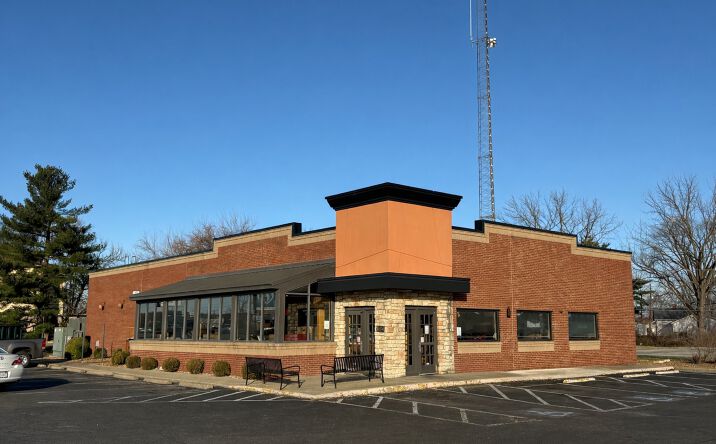 Pictures of Restaurant property located at 5100 E Morgan Ave, Evansville, IN 47715 for lease - image #1