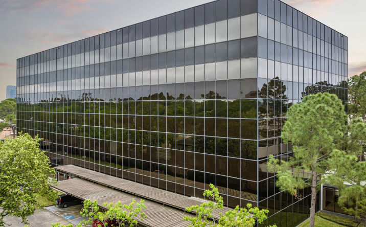 Pictures of Office property located at 750 Bering Drive, Houston, TX 77057 for lease - image #1