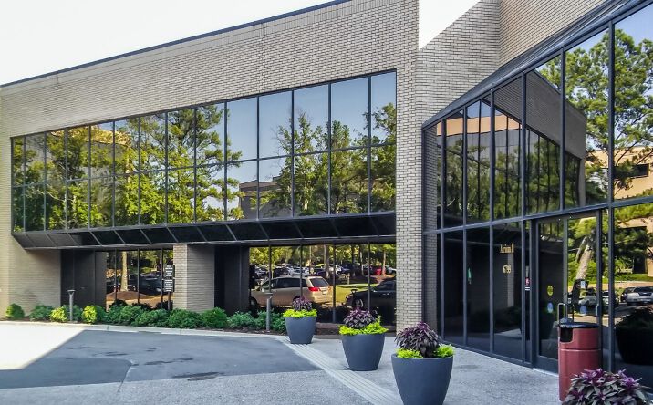 Pictures of Office property located at 6799 Great Oaks Rd, Memphis, TN 38138 for lease - image #1