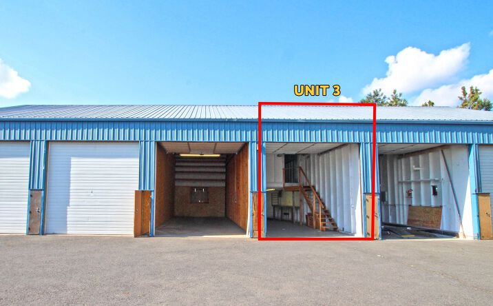 Pictures of Industrial property located at 20580 Painters Ct #3, Bend, OR 97701 for lease - image #1