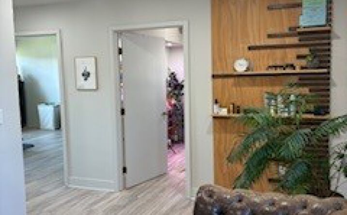 Pictures of Office property located at 8600 West 95th Street, Overland Park, KS 662123202 for lease - image #1