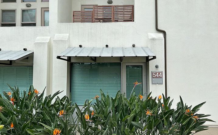 Pictures of Office property located at 544 S Brea Blvd, Brea, CA 92821 for lease - image #1