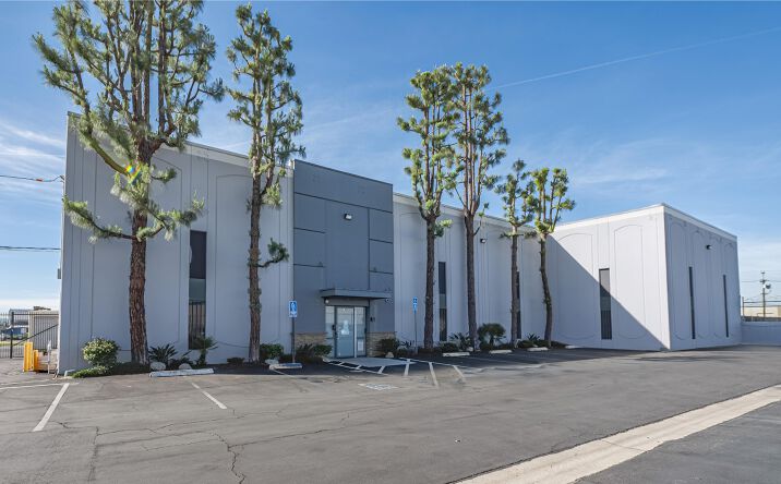 Pictures of Industrial property located at 7101 Fair Avenue, Los Angeles, CA 91605 for lease - image #1