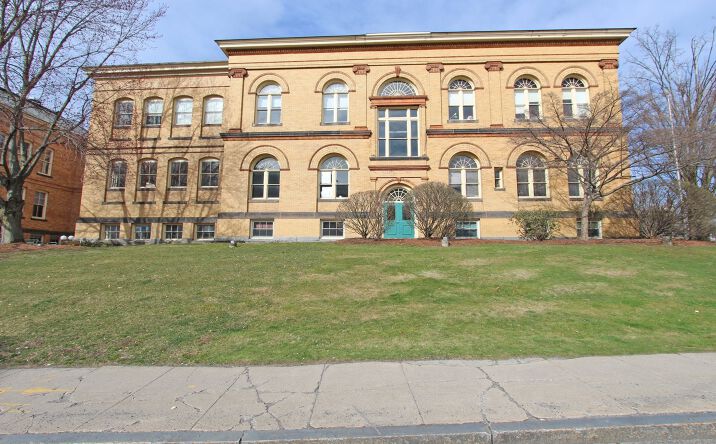 Pictures of Office property located at 17 New South St, Northampton, MA 01060 for lease - image #1