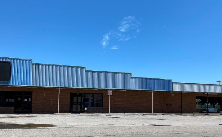 Pictures of Retail, Industrial property located at 226-228 Broadway, Hartsville, TN 37074 for lease - image #1