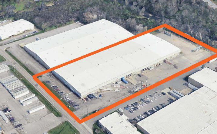 Pictures of Retail, Industrial property located at 428 Harding Industrial Dr, Nashville, TN 37211 for lease - image #1