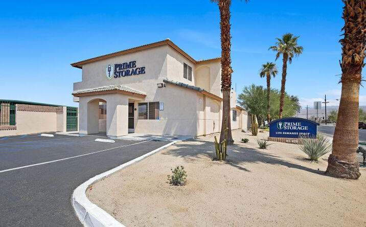 Pictures of Office property located at 42925 Madison St, Indio, CA 92201 for lease - image #1