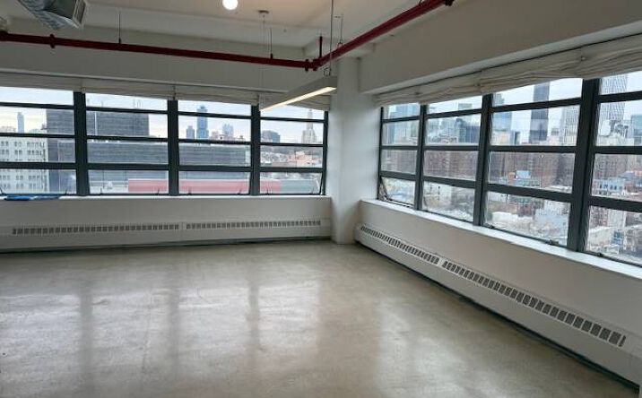 Pictures of Retail property located at 141 Flushing Ave, Brooklyn, NY 11205 for lease - image #1