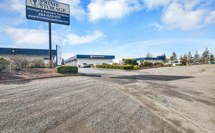Pictures of Retail, Industrial property located at 2200 109th St S, Tacoma, WA 98444 for lease - image #1