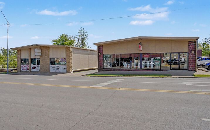 Pictures of Retail property located at 614 E Dewey Avenue, Sapulpa, OK 74066 for lease - image #1