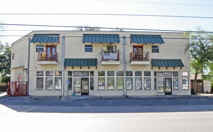 Pictures of Retail property located at 3010 N St Mary's St, San Antonio, TX 78212 for lease - image #1