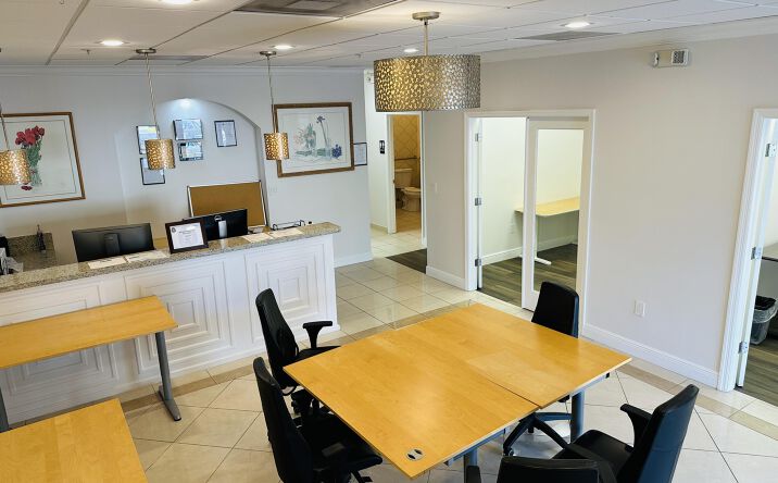 Pictures of Office, Retail property located at 6435 W Commercial Boulevard, Lauderhill, FL 33319 for lease - image #1