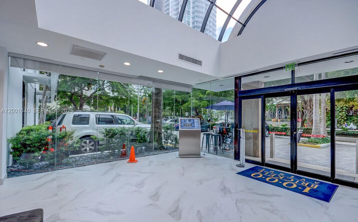 Pictures of Office property located at 1000 Brickell Ave # 2F, Miami, FL 33131 for lease - image #1