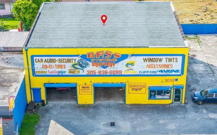 Pictures of Industrial property located at 3030 NW 79th St, Miami, FL 33147 for lease - image #1