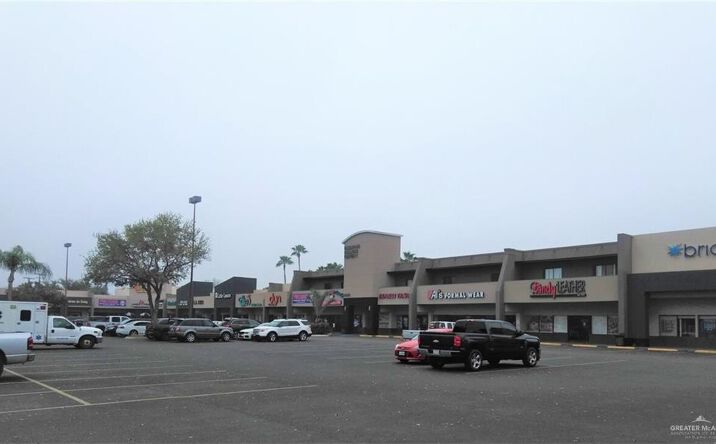 Pictures of Retail property located at 1001 S 10th Street # 1 #E-1, McAllen, TX 78501 for lease - image #1