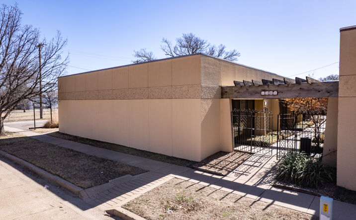 Pictures of Office, Special Purpose property located at 1305 East Waterman Street, Wichita, KS 67211 for lease - image #1
