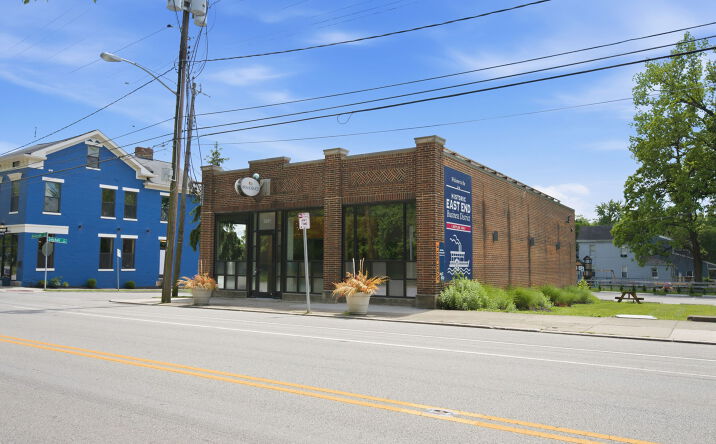 Pictures of Office property located at 3251 Riverside Dr, Cincinnati, OH 45226 for lease - image #1