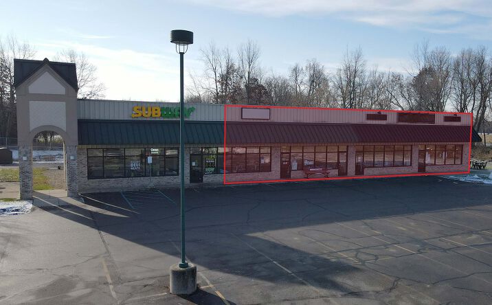 Pictures of Retail property located at 750 E Grand River, Laingsburg, MI 48836-9528 for lease - image #1
